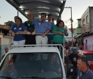 Com 54,5% das intenções de voto, Carlos Eduardo pode ser reeleito no primeiro turno em Natal