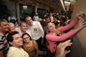 Roberto Cláudio e governador Camilo Santana visitam Mercado São Sebastião em Fortaleza (CE)