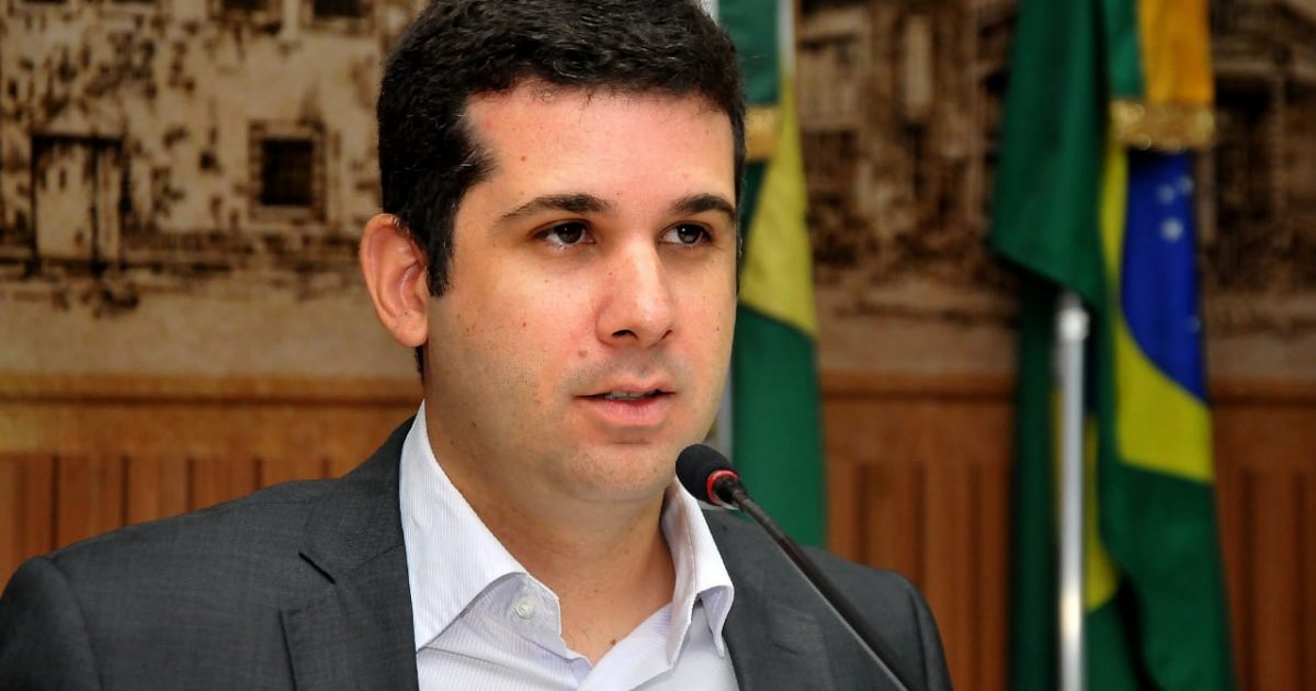 Sancionada lei de autoria do vereador Felipe Alves que institui o Boletim  Escolar Eletrônico em Natal - PDT