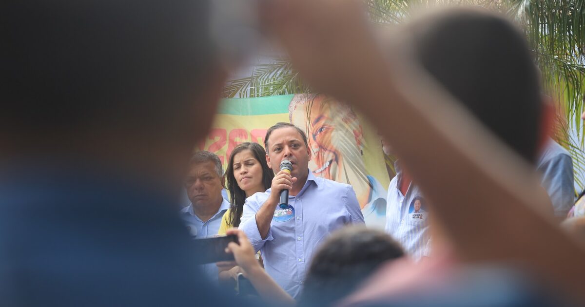 Rodrigo Neves em São Pedro D'Aldeia