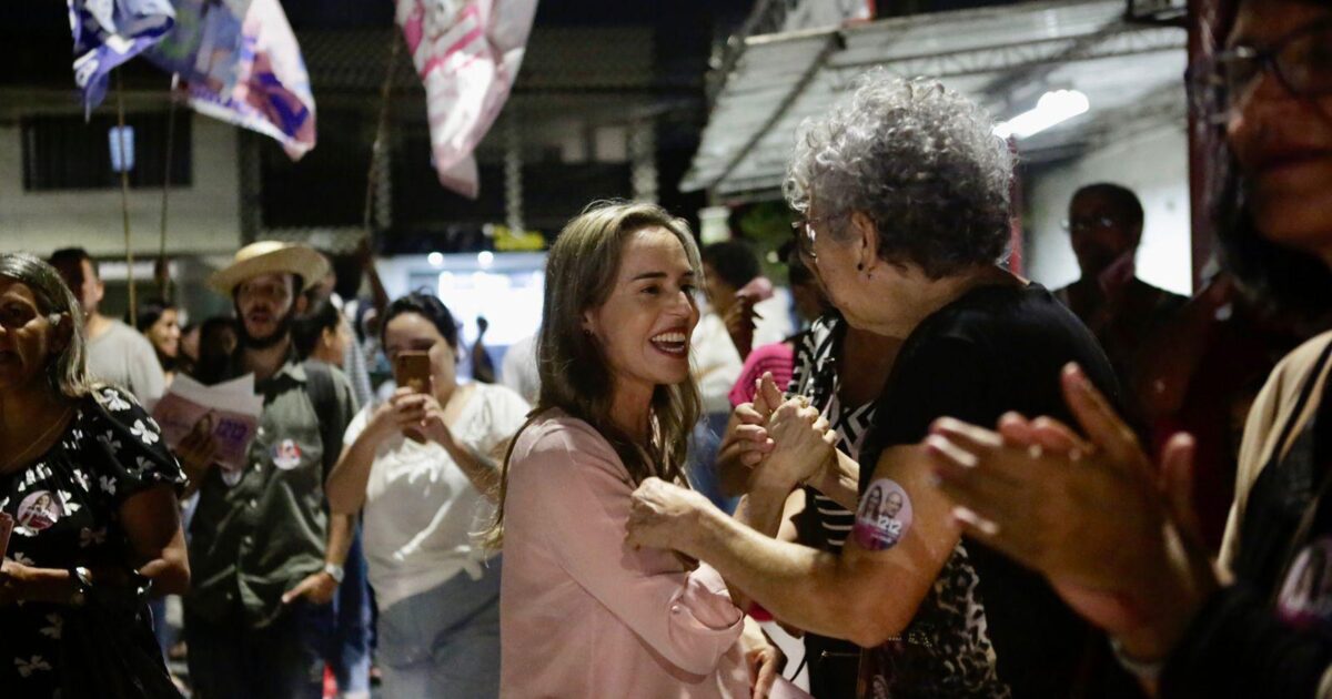 Isabella de Roldão intensifica caminhadas pelos bairros do Recife para ouvir as demandas da população